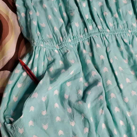 3/$25 Women Green/White Mossimo Supply Dress Size S/P - Picture 5 of 7